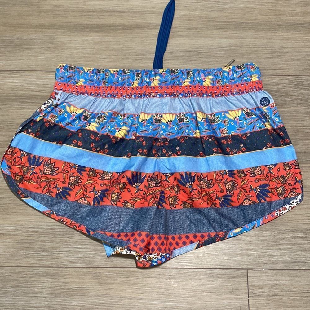 NWOT seafolly shorts S  - Picture 2 of 5